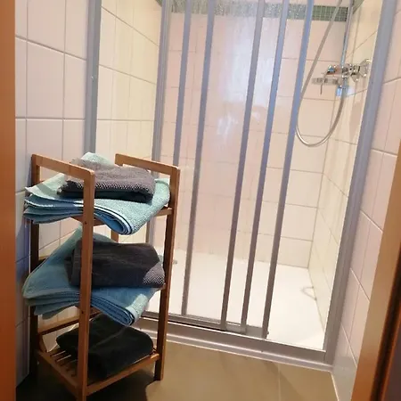 Karoline * 艾森纳赫